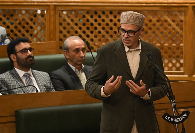'If You can’t face people, will make arrangements you don't contest next time: CM Omar Abdullah to NC MLA'